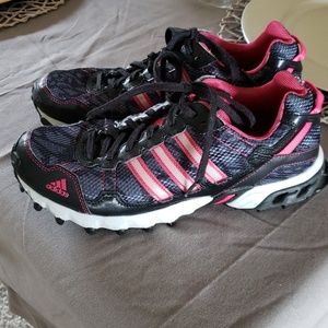 Adidas womens sneakers-like new!